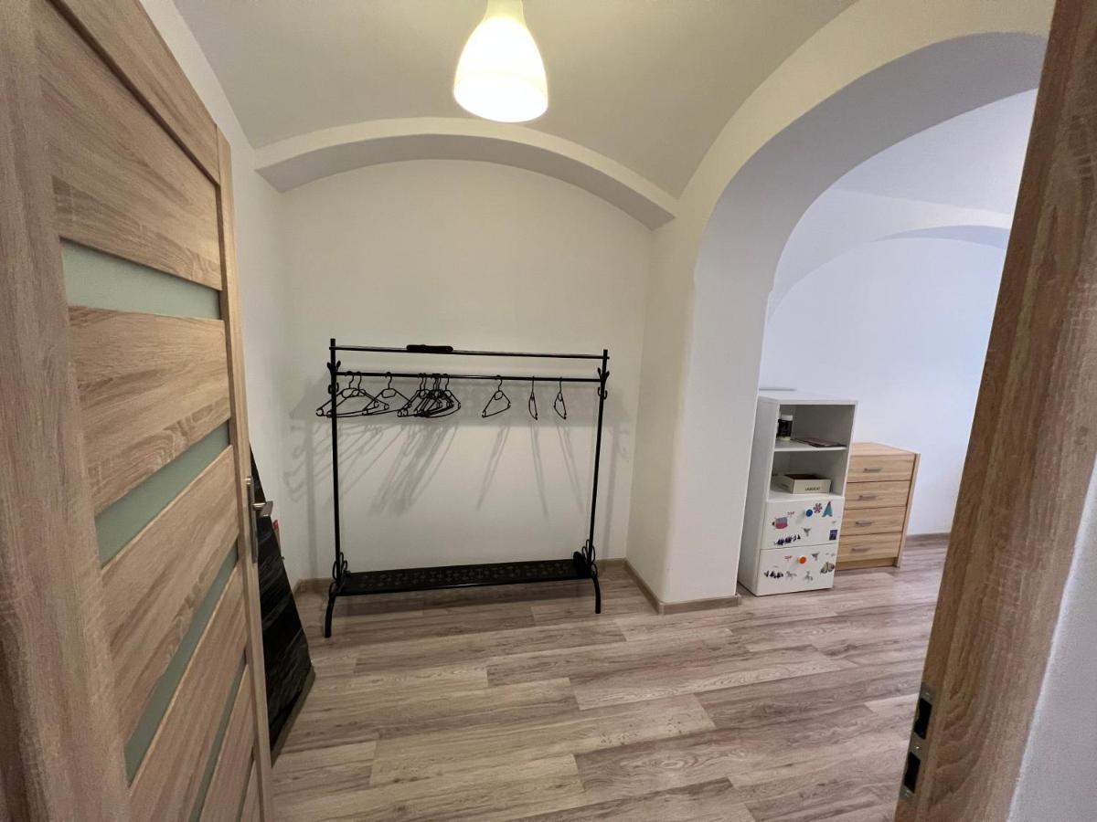 شقة Apartament 3 Pokojowy Z Parkingiem زابكوفيتسي سلاسكي المظهر الخارجي الصورة